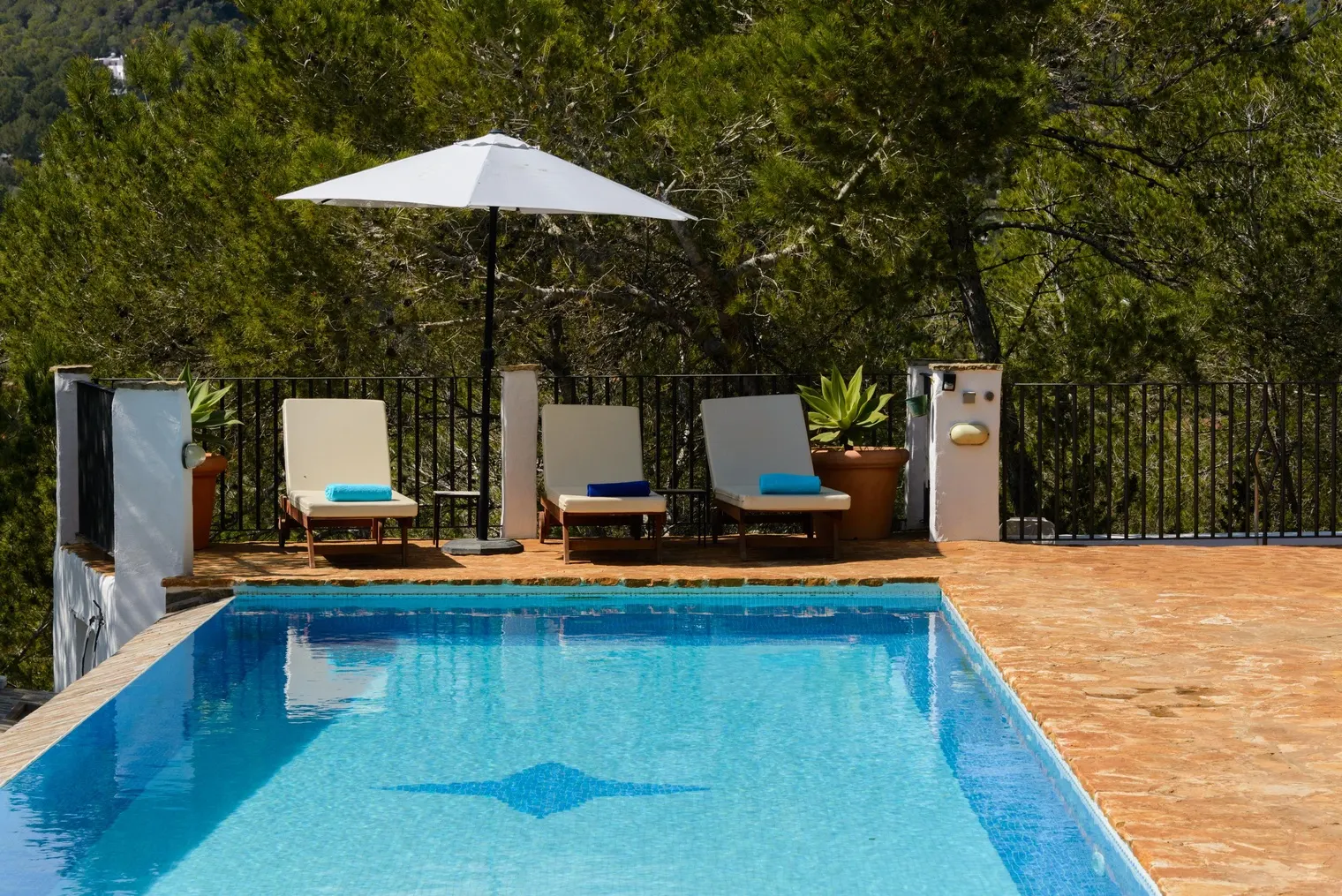 Finca Saka — Ibiza, Sant Josep (photo 7 of 46)