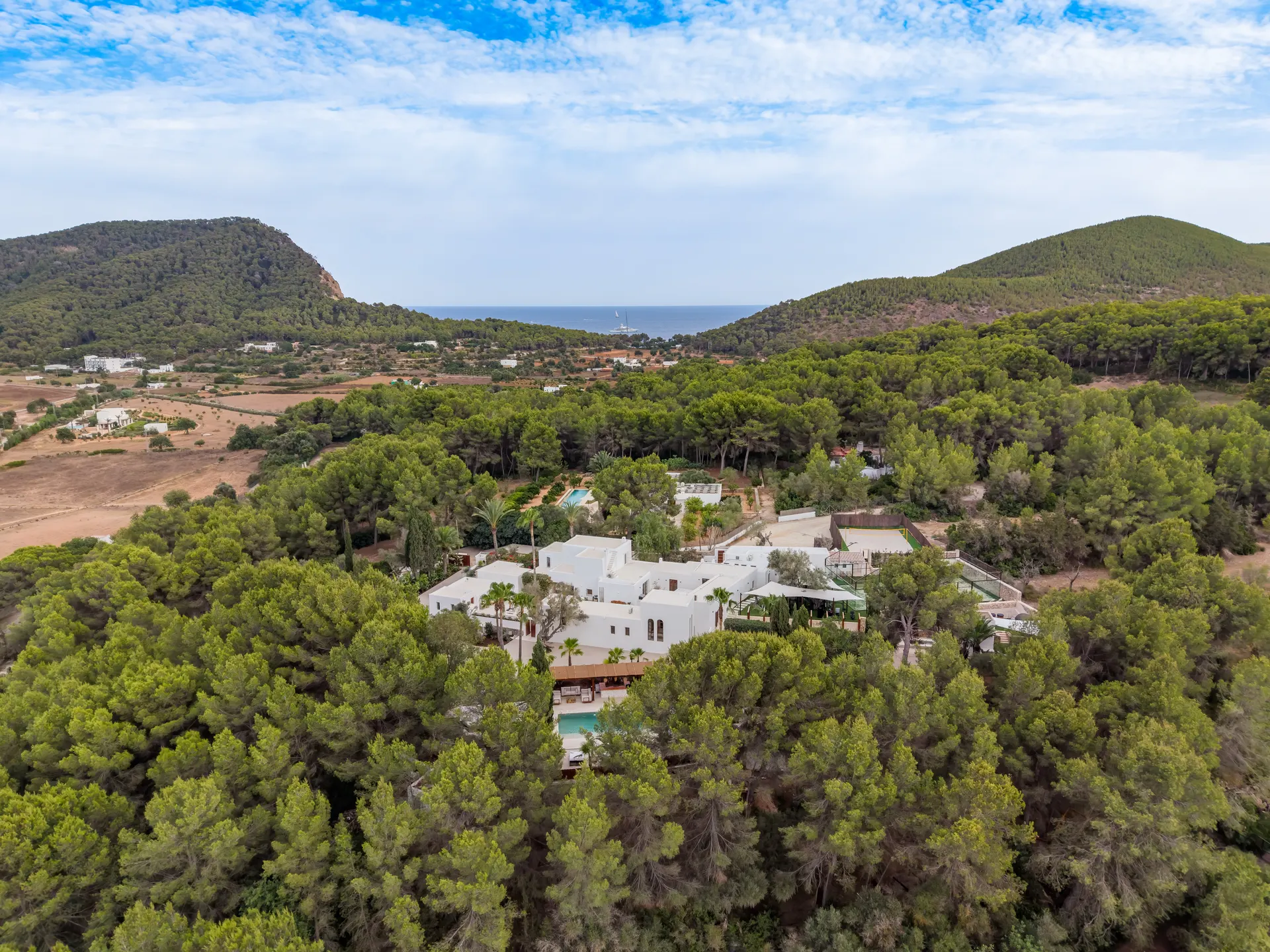 Casa Oasis — Cala Llonga, Ibiza (photo 30 of 30)